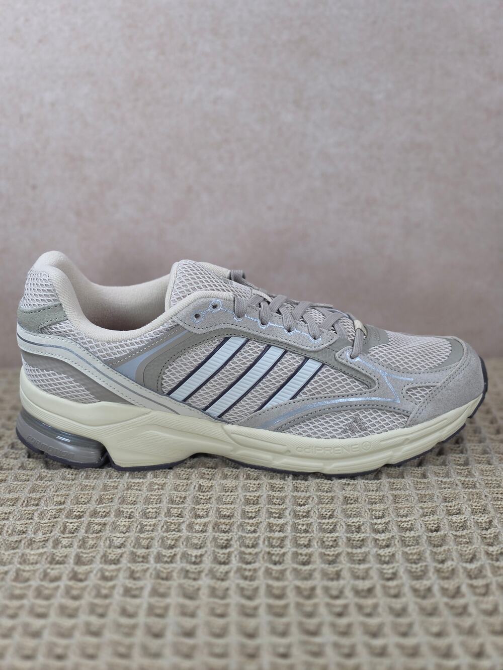Adidas Spiritain 2000 KI3020 Men’s 11 Beige Silver Black – Brand New